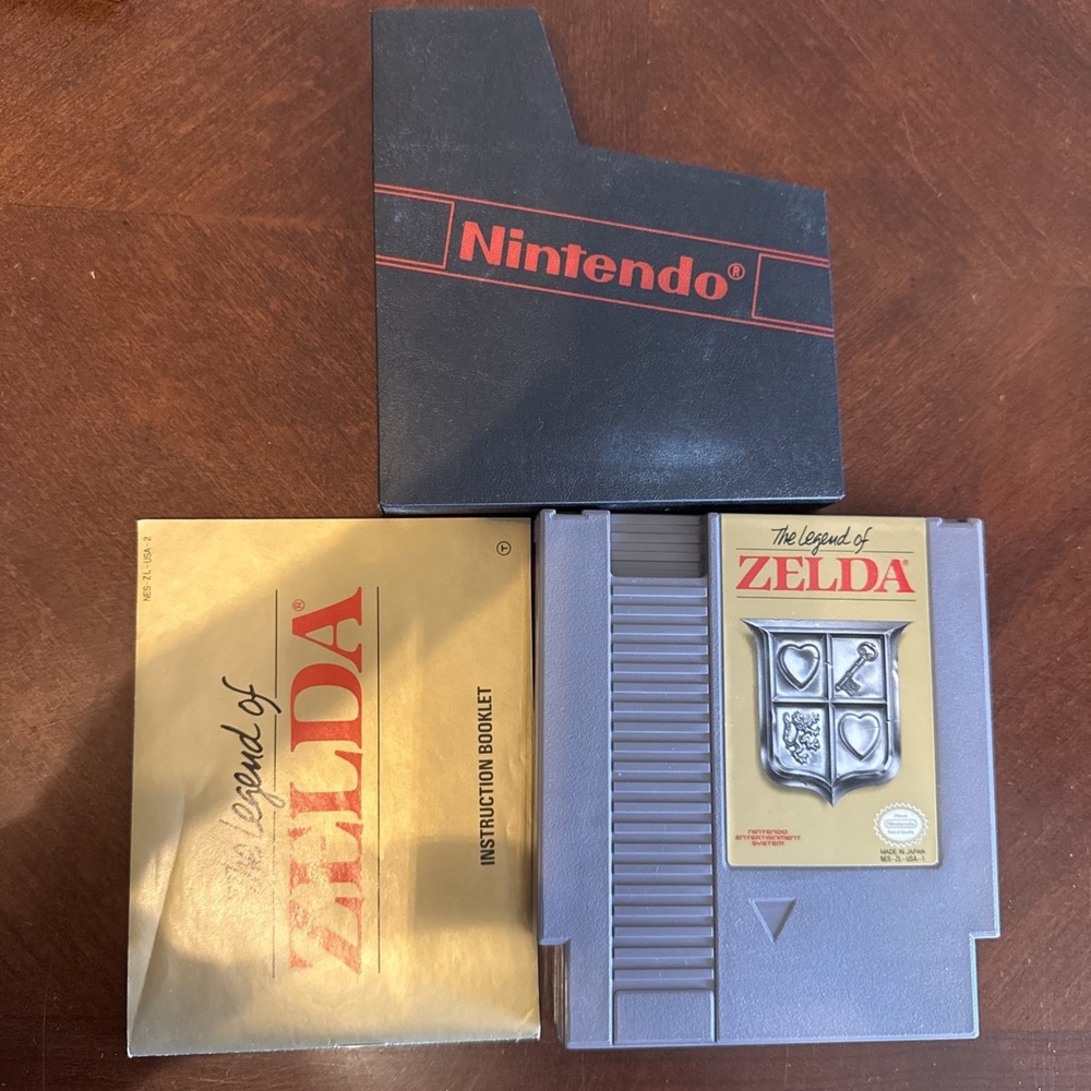 The Legend of Zelda Nintendo Entertainment System 1987NES game Grey W Manual